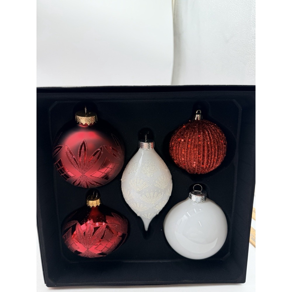 Robert Stanley White Glass Christmas Ornaments Glitter Embellished Boxed Set 5